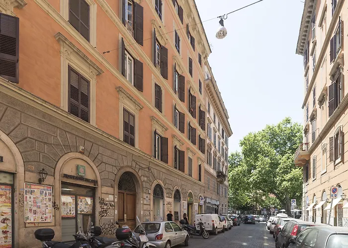 Guesthost - Lovely Loft Trastevere
